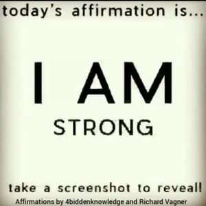 Meet your Posher, Lora